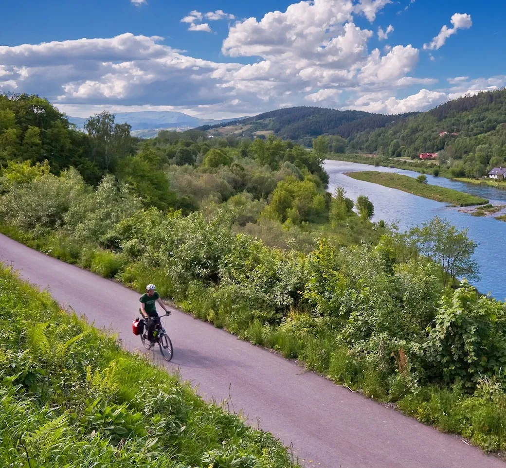 Cyclists on the cycling path